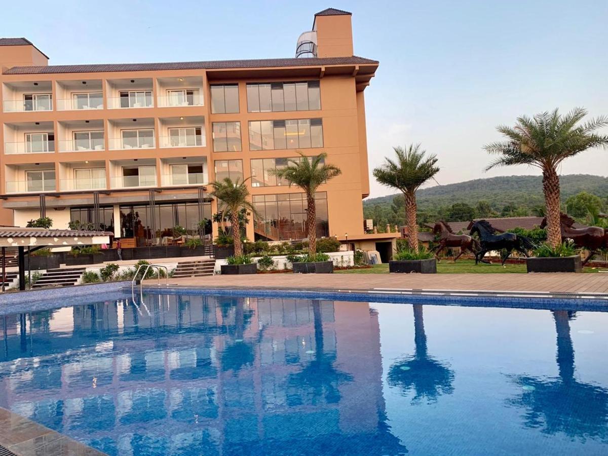 Regenta Resort Belagavi Экстерьер фото