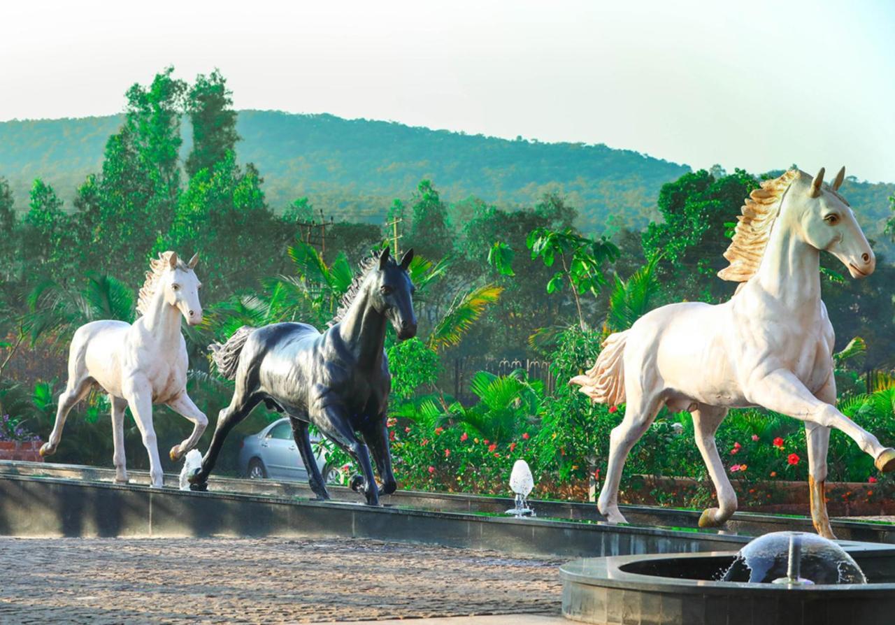 Regenta Resort Belagavi Экстерьер фото
